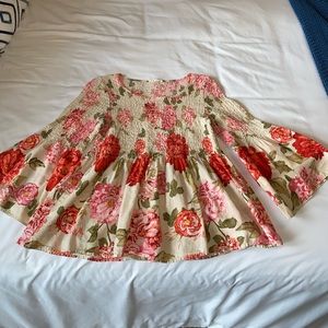 🌺CUTE 🌺FLORAL SHIRT